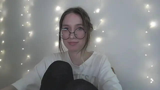 Snapshot of _Hanna_Moon_ chatting on November 30, 11:14 am Hanna Moon online show from November 30, 11:14 am