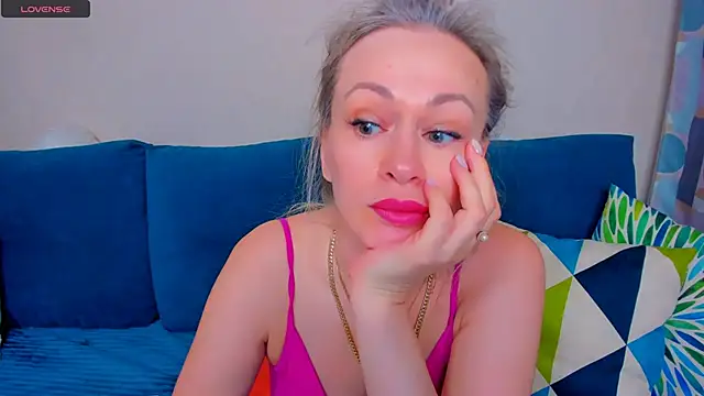 EllenMoore online show from September 16, 2:23 am