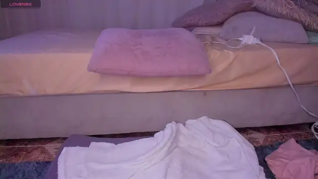 Secret chells online show from January 23, 11:26 pm