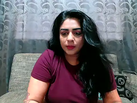 indianishkq7 online show from December 17, 11:39 am