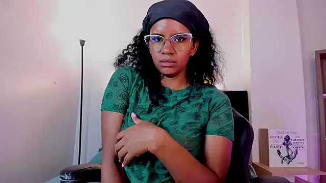 Ellie Alves online show from January 21, 5:09 pm