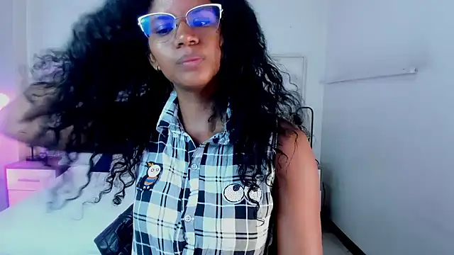 Ellie Alves online show from January 31, 12:18 pm