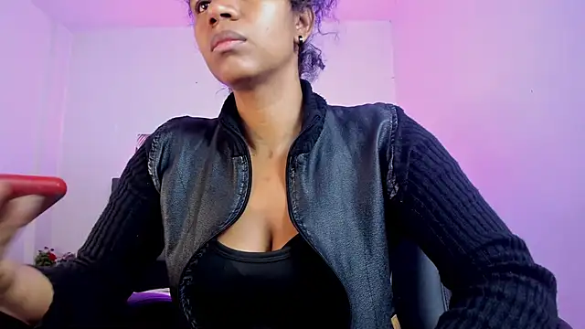 Ellie Alves online show from October 13, 2:06 pm