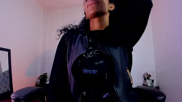 Ellie Alves online show from November 24, 2:28 pm