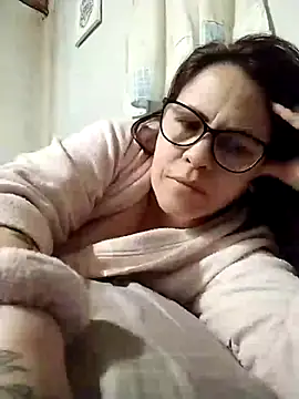 Snapshot of AyantiPonz79 chatting on September 13, 2:55 am AyantiPonz79 online show from September 13, 2:55 am