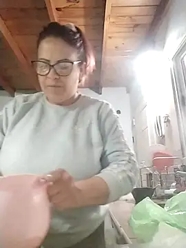 Snapshot of AyantiPonz79 chatting on November 8, 4:07 pm AyantiPonz79 online show from November 8, 4:07 pm