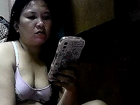 Snapshot of XbighotbootyX chatting on January 21, 9:57 pm XbighotbootyX online show from January 21, 9:57 pm