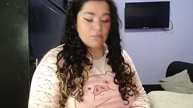 ANGELIQUE KLANE online show from February 2, 6:37 am