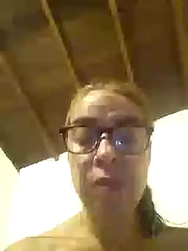 Snapshot of mari657 chatting on January 13, 1:45 am mari657 online show from January 13, 1:45 am