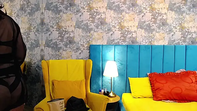 Snapshot of LisaCroft chatting on September 27, 9:14 am LisaCroft online show from September 27, 9:14 am