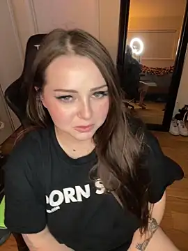 Kira tattoo online show from February 12, 5:47 am