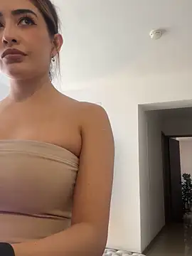 CATALINA RESTREPO online show from January 25, 8:21 pm