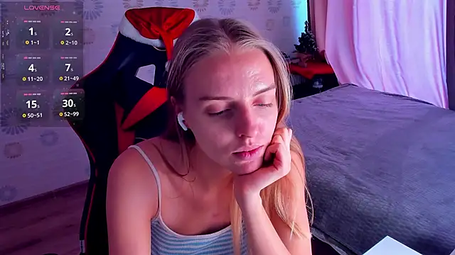 Snapshot of Jam_cream chatting on December 18, 10:08 am Jam cream online show from December 18, 10:08 am