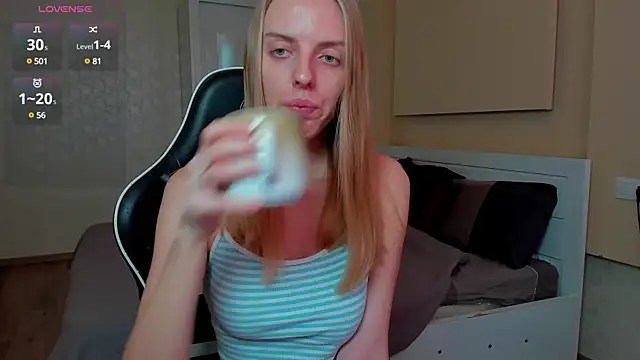 Snapshot of Jam_cream chatting on March 11, 7:37 am Jam cream online show from March 11, 7:37 am