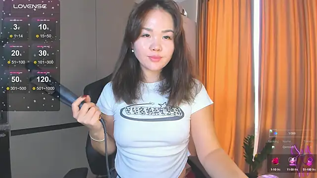 Snapshot of azure_moon2 chatting on October 16, 7:53 am azure moon2 online show from October 16, 7:53 am