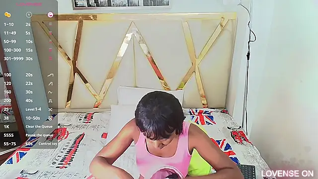 Snapshot of myblackdoope chatting on March 19, 1:07 pm myblackdoope online show from March 19, 1:07 pm