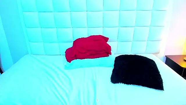 teresasroom  online show from January 25, 3:09 pm