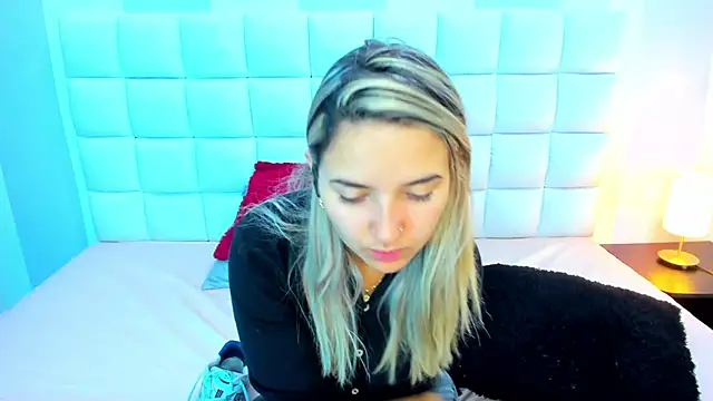 teresasroom  online show from March 17, 2:01 pm