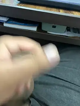 Snapshot of kavilv69fuck chatting on December 26, 10:16 am kavilv69fuck online show from December 26, 10:16 am