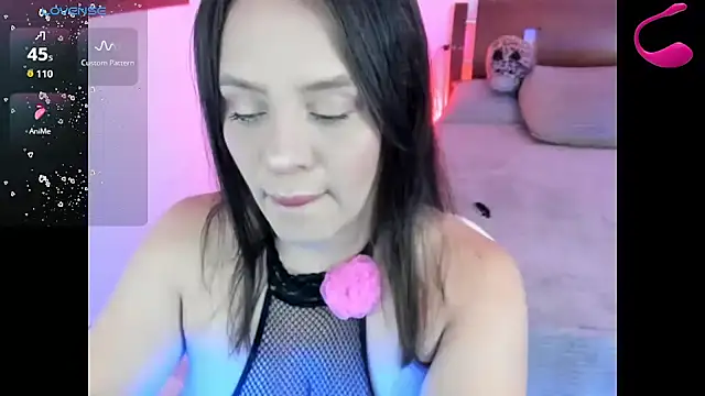 Snapshot of SweetNathalya chatting on November 21, 7:51 am SweetNathalya online show from November 21, 7:51 am