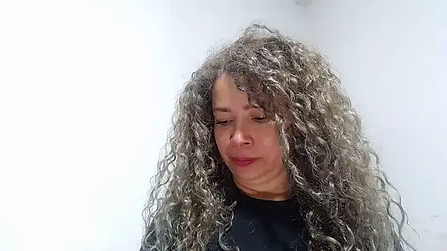 dalilasquirt1 online show from October 7, 1:47 am