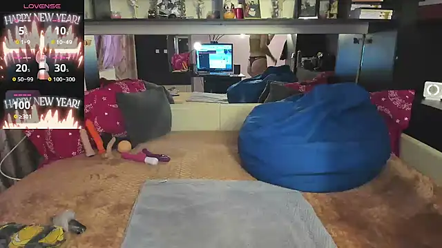 FoxyDom699 online show from March 10, 9:32 am