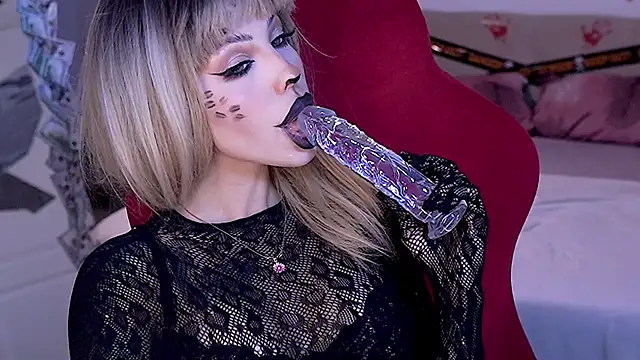 juli jam online show from October 30, 5:57 pm