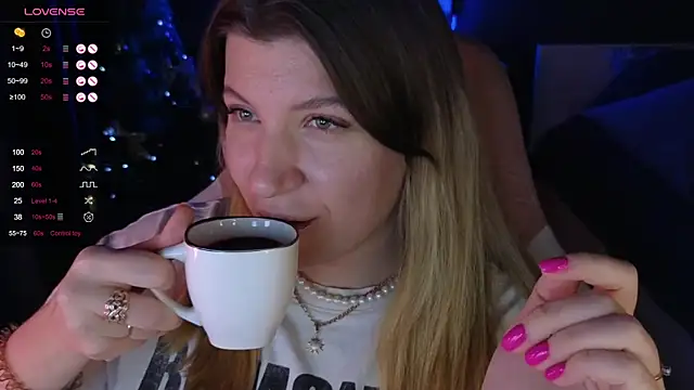 Snapshot of Fairy__Sofia chatting on December 29, 10:57 pm Fairy Sofia online show from December 29, 10:57 pm