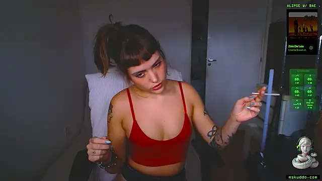 Snapshot of mskuddo chatting on December 13, 6:05 pm mskuddo online show from December 13, 6:05 pm