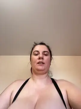 alisiaparril online show from March 20, 12:53 pm