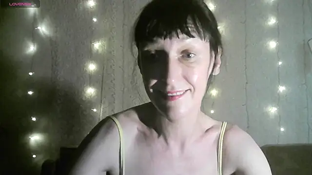 MarieODahliaS online show from October 22, 6:35 am