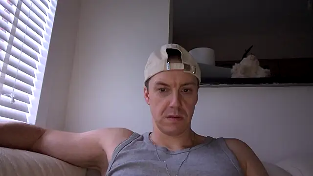 Snapshot of ploki2180 chatting on November 23, 2:17 pm ploki2180 online show from November 23, 2:17 pm