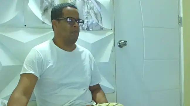 thesugar32 online show from March 13, 3:00 am