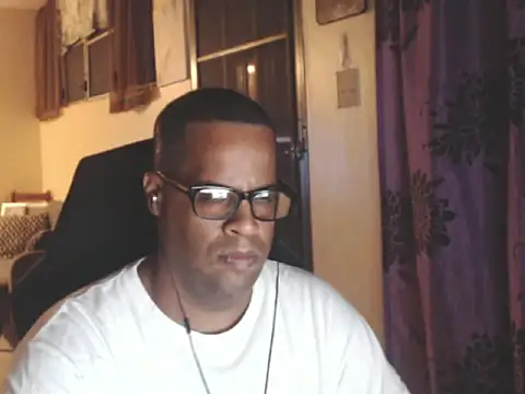 thesugar32 online show from November 4, 1:59 am