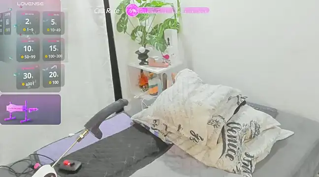 TanishaEvans online show from January 22, 6:42 am