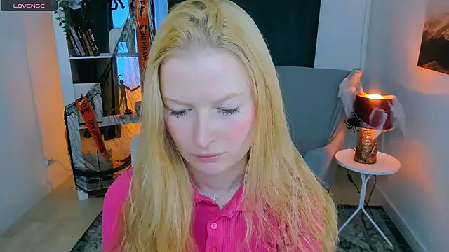 Laly Peach online show from October 25, 12:34 pm