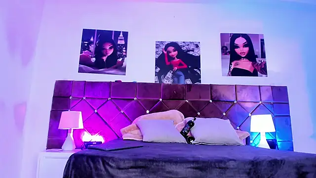 Snapshot of Ariana_lopezz chatting on March 5, 12:33 pm Ariana lopezz online show from March 5, 12:33 pm