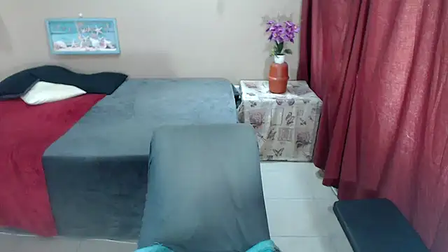 top2bottom4u online show from March 19, 10:55 am