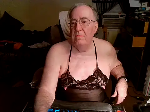 Toastir online show from December 16, 12:04 am