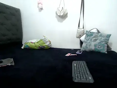 Snapshot of skynataly chatting on September 21, 9:38 pm skynataly online show from September 21, 9:38 pm