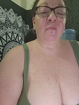 Miss Phat Booty online show from December 20, 3:35 am