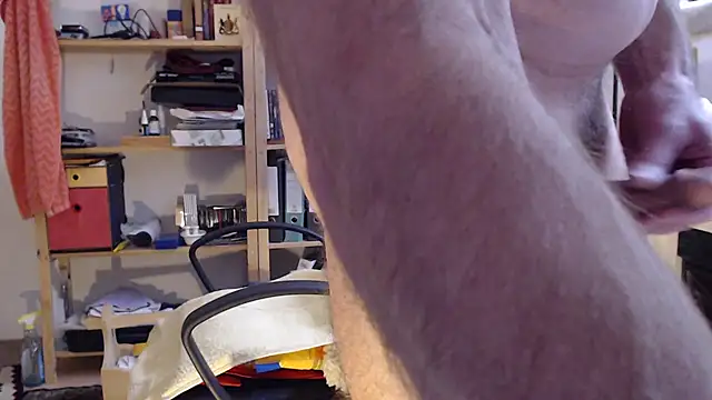 Snapshot of tibe50 chatting on December 21, 10:06 am tibe50 online show from December 21, 10:06 am