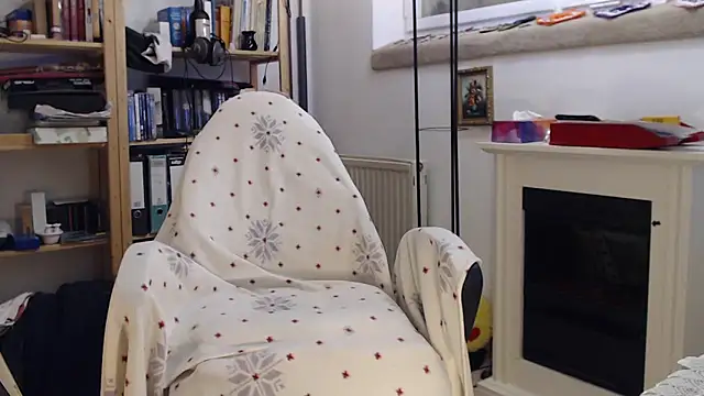 Snapshot of tibe50 chatting on March 6, 6:05 pm tibe50 online show from March 6, 6:05 pm