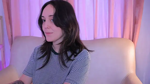 molly marmalade  online show from September 15, 5:02 pm