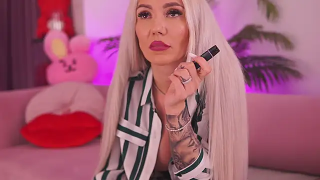 fallingangel online show from February 17, 4:15 pm