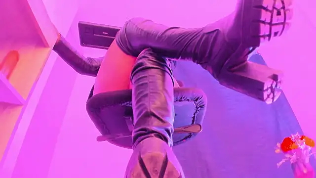 MIss Kendall  online show from January 23, 2:02 am