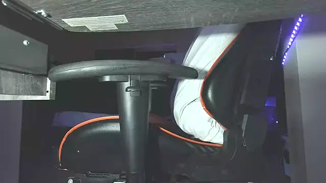 Dick and muscles online show from September 9, 10:04 am