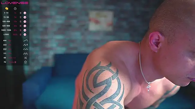 Snapshot of mark_normal chatting on February 21, 12:50 pm mark normal online show from February 21, 12:50 pm