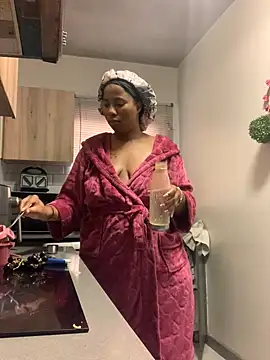 CurvyDesire1 online show from February 21, 4:40 am