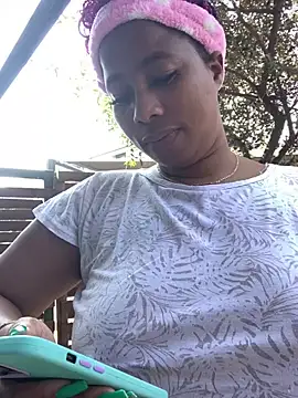 CurvyDesire1 online show from March 23, 7:53 am